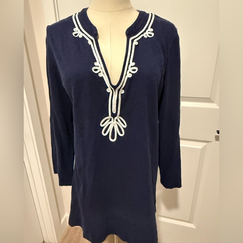 Lilly Pulitzer Navy Tunic with White Embroidery